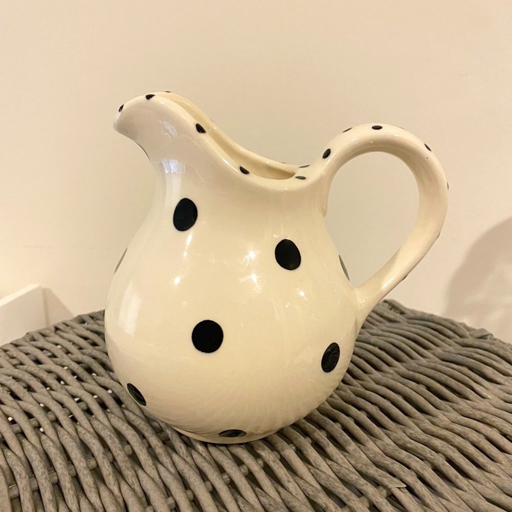 Frideaux Bynum Ceramic Creamer